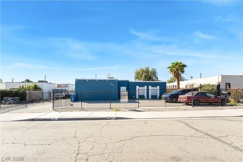 Photo of 3825 Raymert Drive, Las Vegas, NV 89121 (MLS # 2765153)