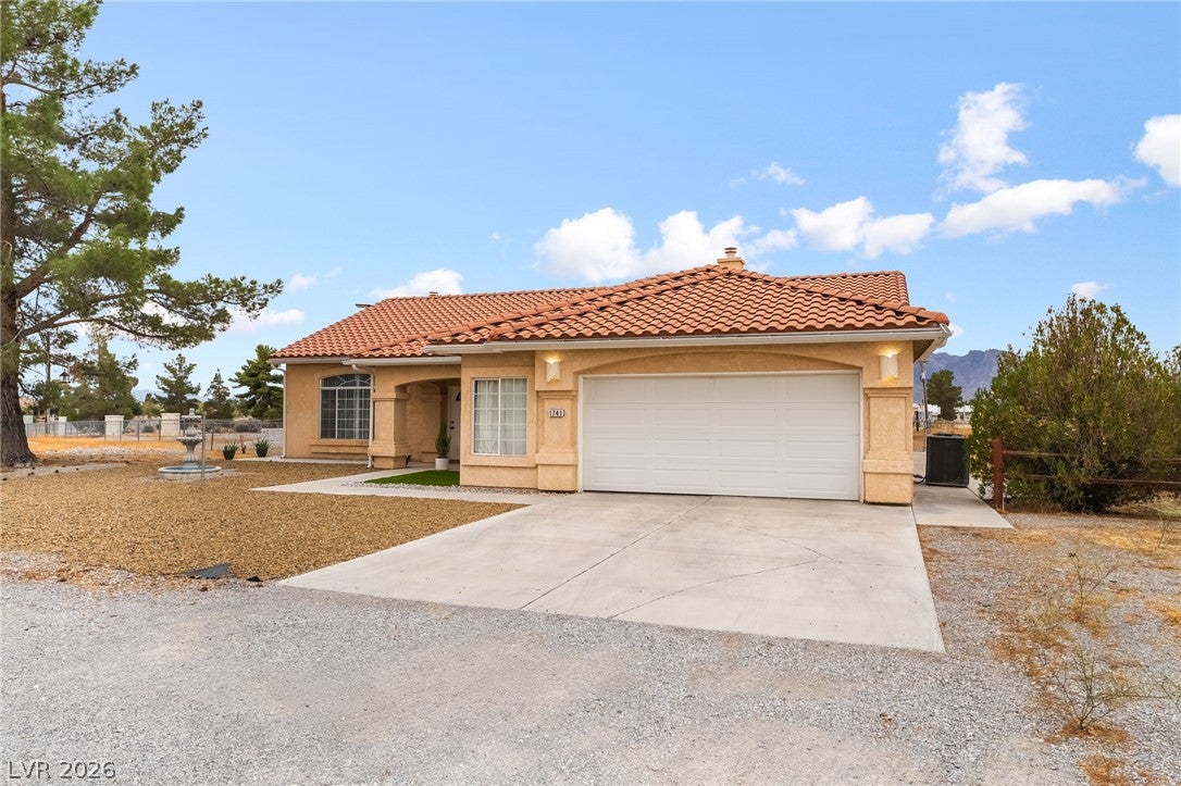 1741 W Calvada Boulevard