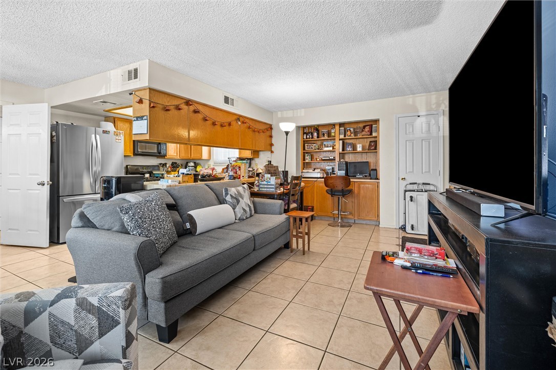 101 Luna Way 110