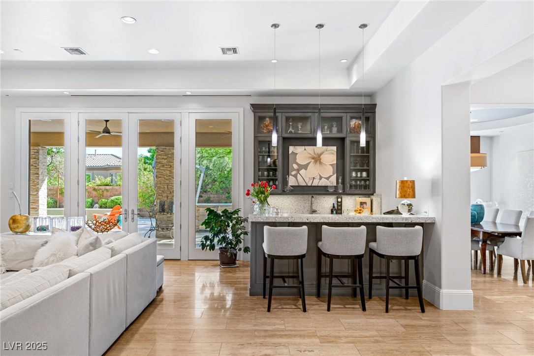 11 Misty Peaks Court