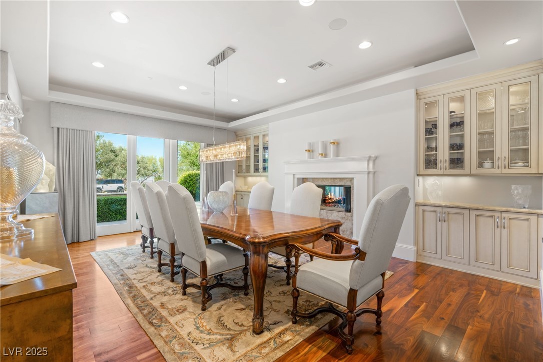 11 Misty Peaks Court
