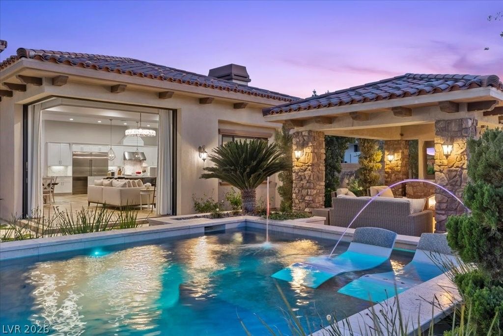 Photo of 4 Cottonwood Canyon Court, Las Vegas, NV 89141 (MLS # 2771292)