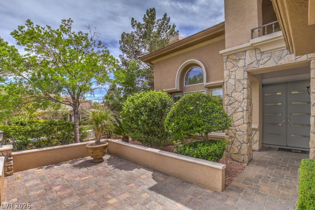 10201 Owls Peak Court