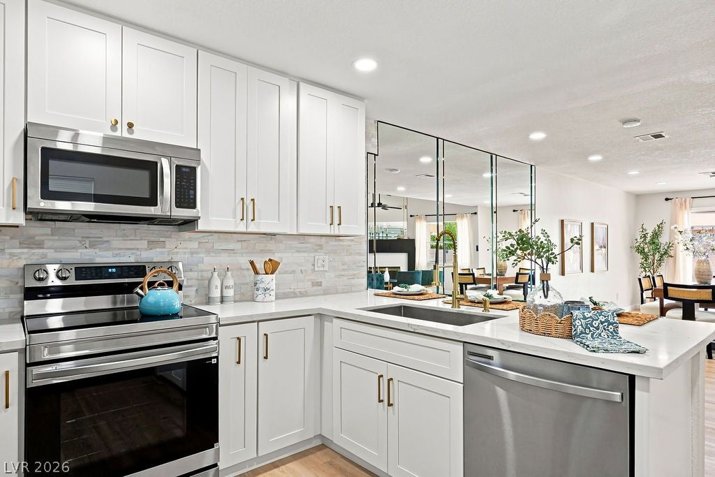 6250 W Flamingo Road 62