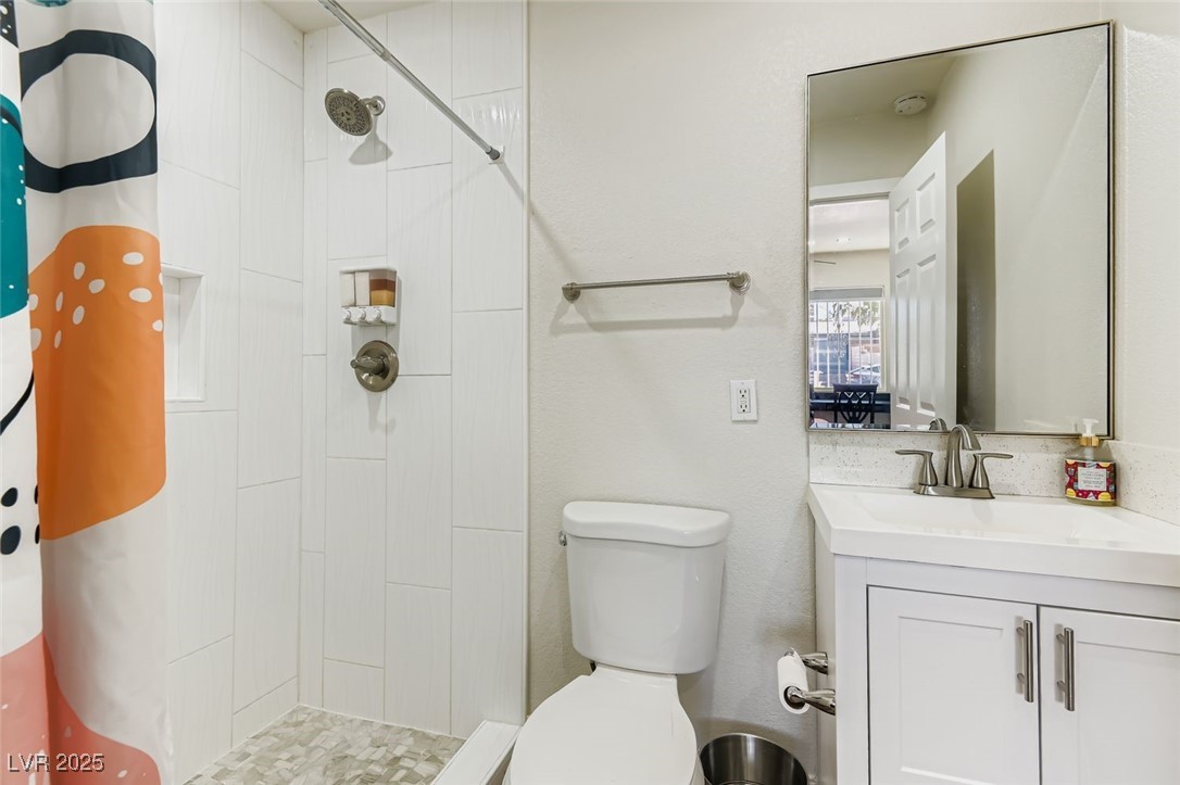 Las Vegas, Nevada 89102, United States, 4 Bedrooms Bedrooms, ,2 BathroomsBathrooms,Residential,Active,235189