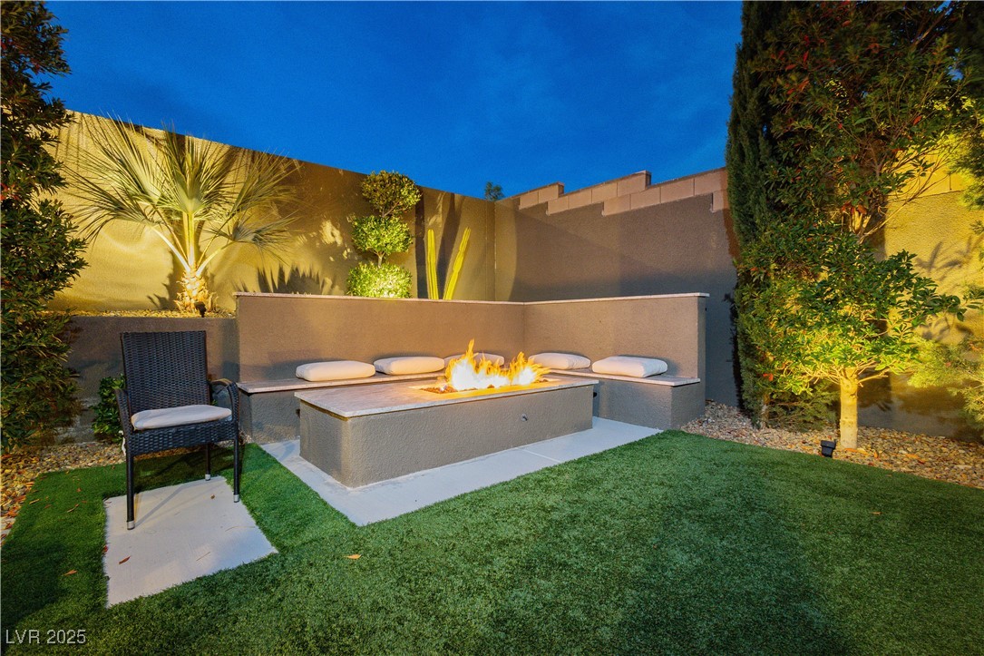Properties 4 12382 Tudor Arch Drive