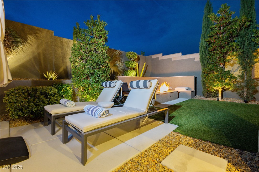 Properties 3 12382 Tudor Arch Drive