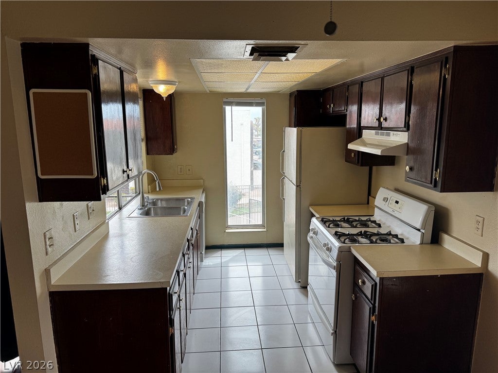 1405 Vegas Valley Drive 112