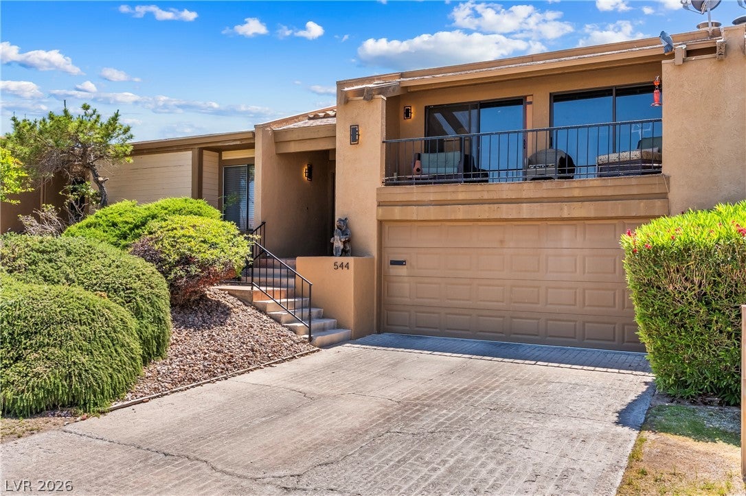544 Greenbriar Place