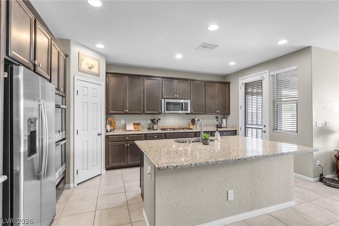 71 Gosia Grove Avenue