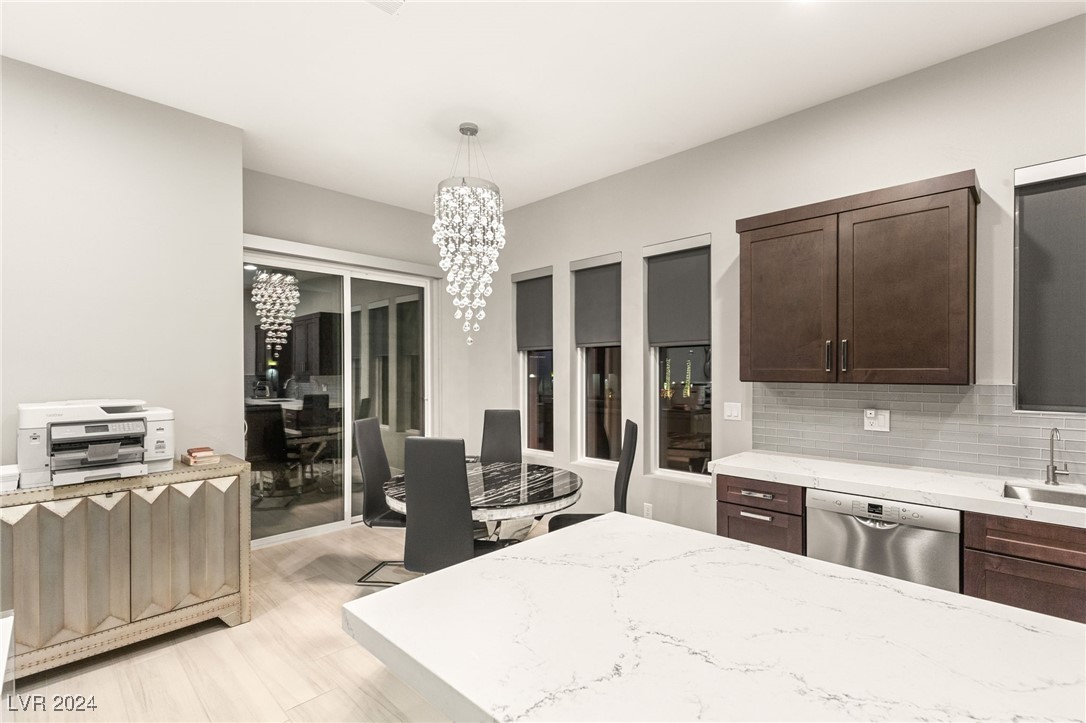 Las Vegas, Nevada 89129, United States, 4 Bedrooms Bedrooms, ,3 BathroomsBathrooms,Residential,Active,27101