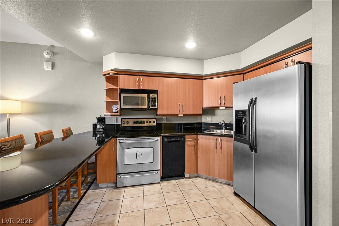 211 E Flamingo Road 1407