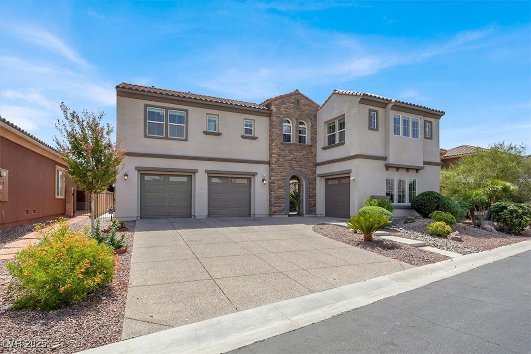 8517 Grand Palms Circle