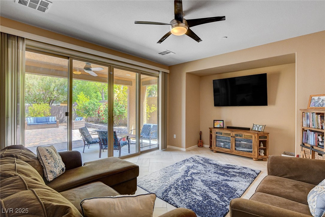 2544 Sable Ridge Street, Henderson, Nevada image 7