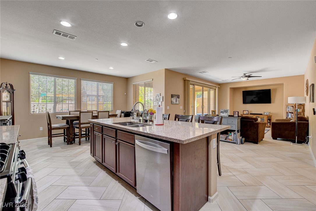 2544 Sable Ridge Street, Henderson, Nevada image 12