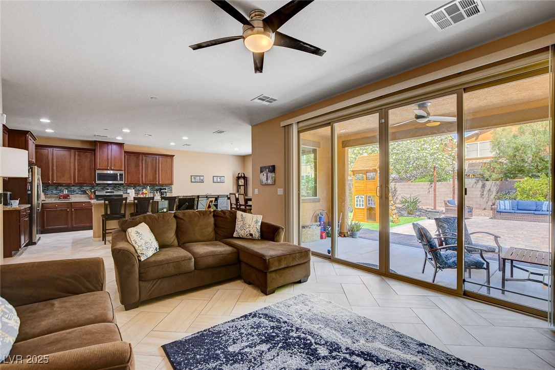 2544 Sable Ridge Street, Henderson, Nevada image 6
