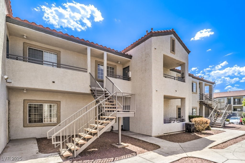 3318 N Decatur Boulevard 2086