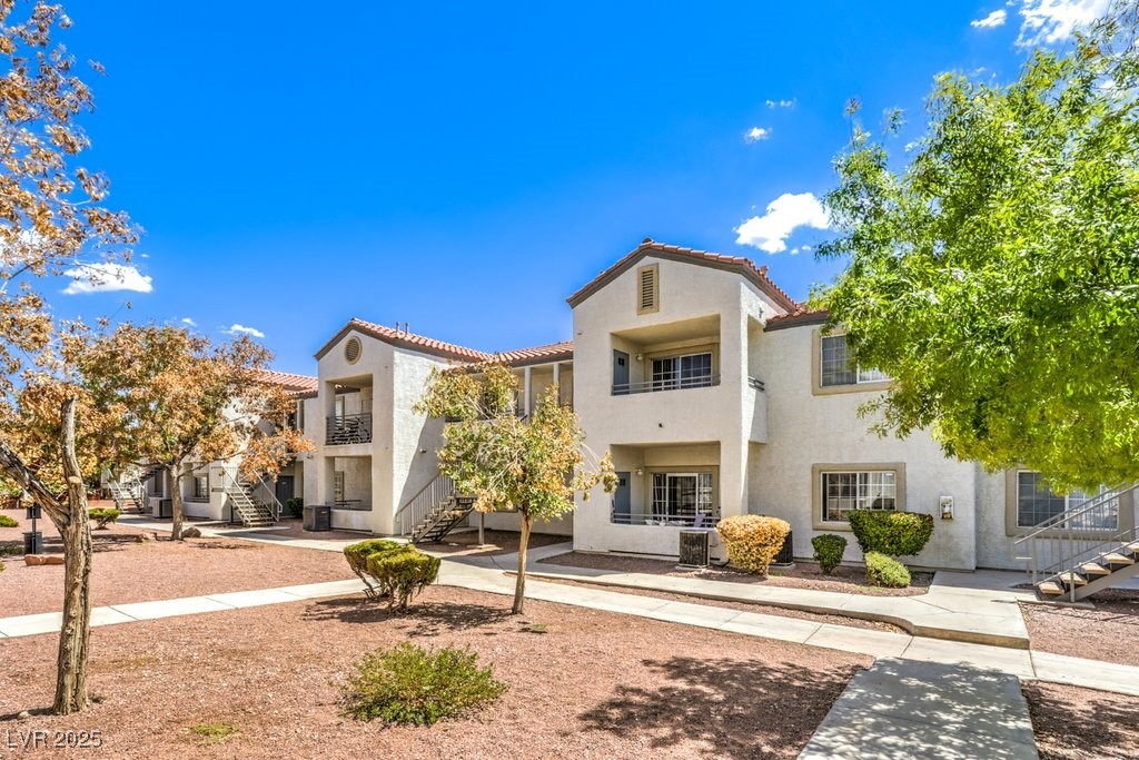 3318 N Decatur Boulevard 2086