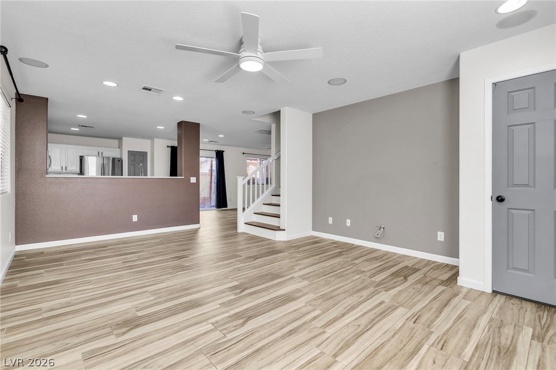 1042 Grand Cerritos Avenue