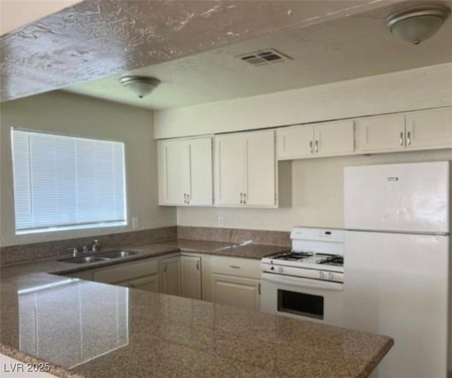 Properties 2 3630 Three Bars Court