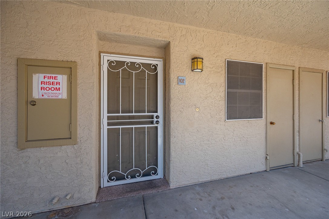2076 Mesquite Lane 102