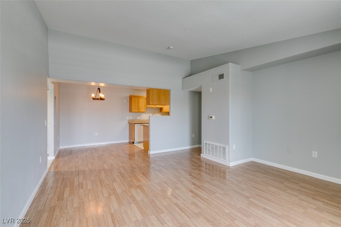 3318 N Decatur Boulevard 2110