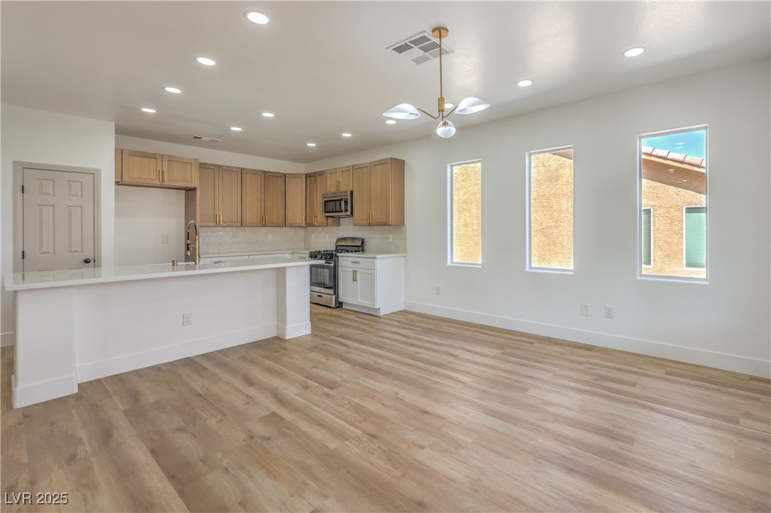 1054 Silver Star Street, Henderson, Nevada image 18
