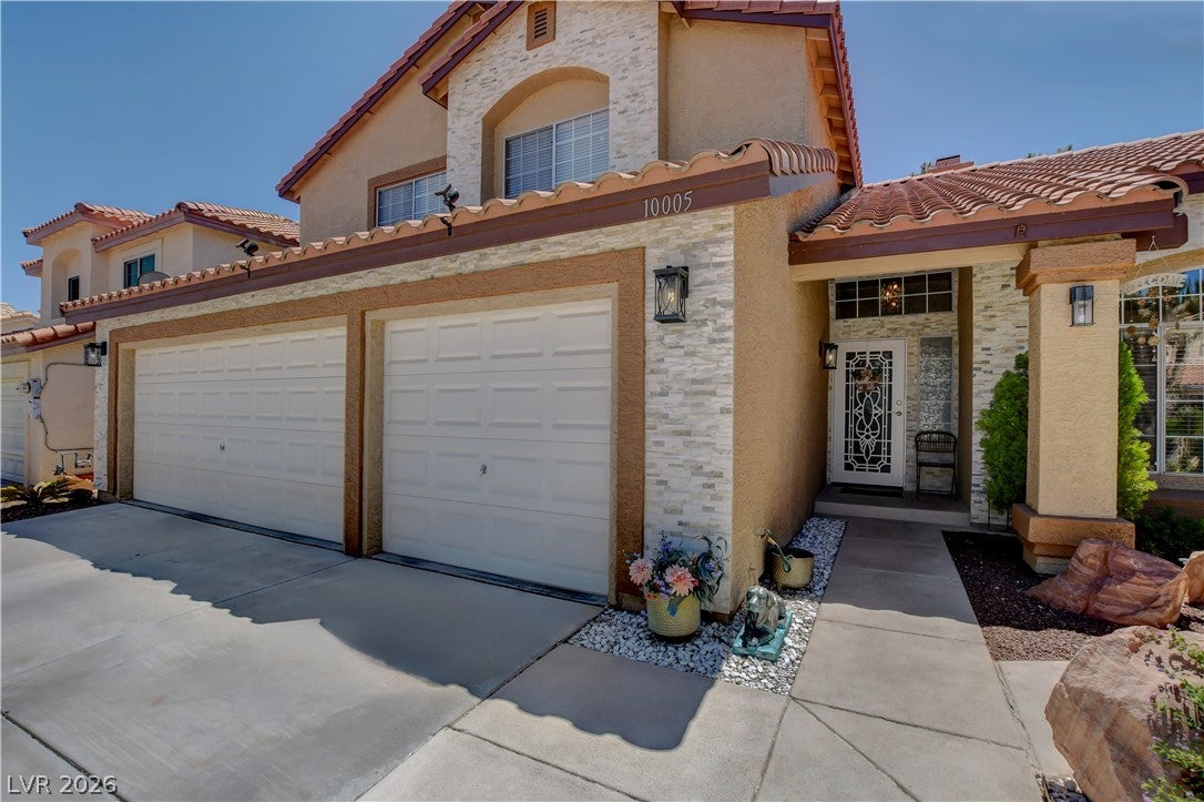 10005 Sail Landing Court