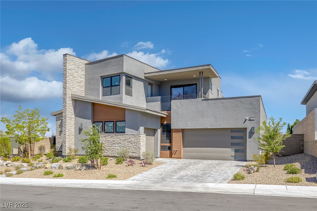 762 Bolide Street