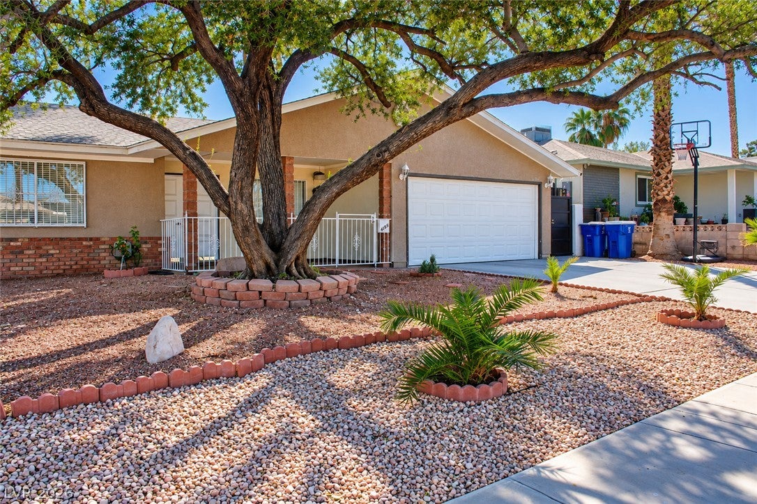 4185 Oxnard Circle