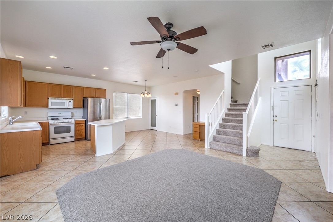 3448 Quiet Pueblo Street
