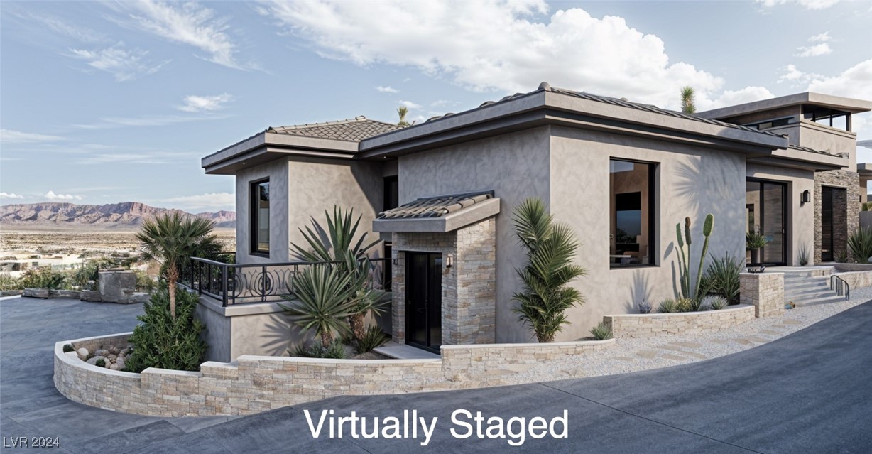 16 Shadow Canyon Court