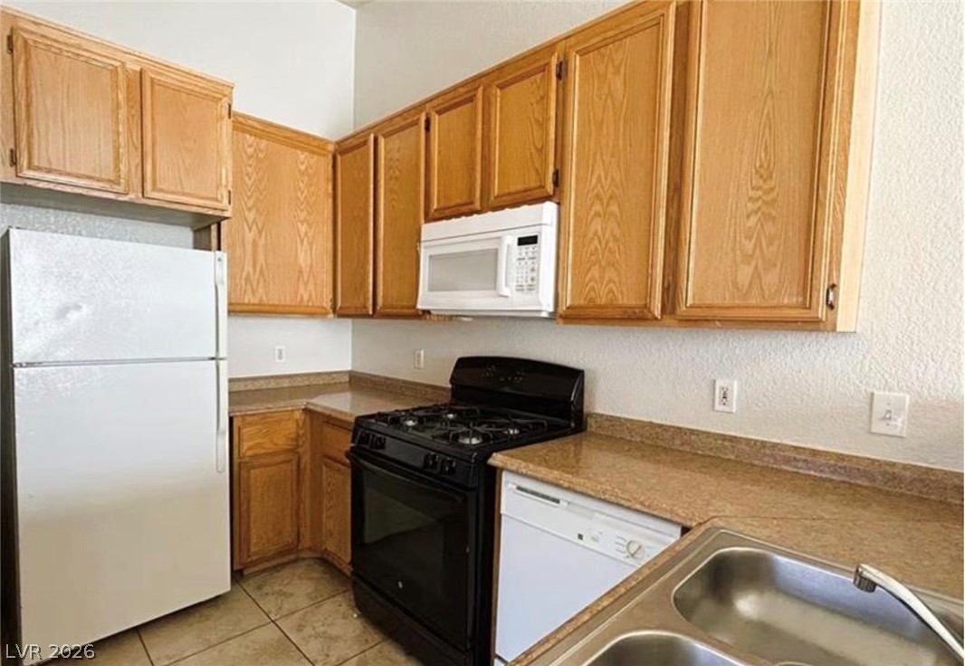 4730 E Craig Road 2094