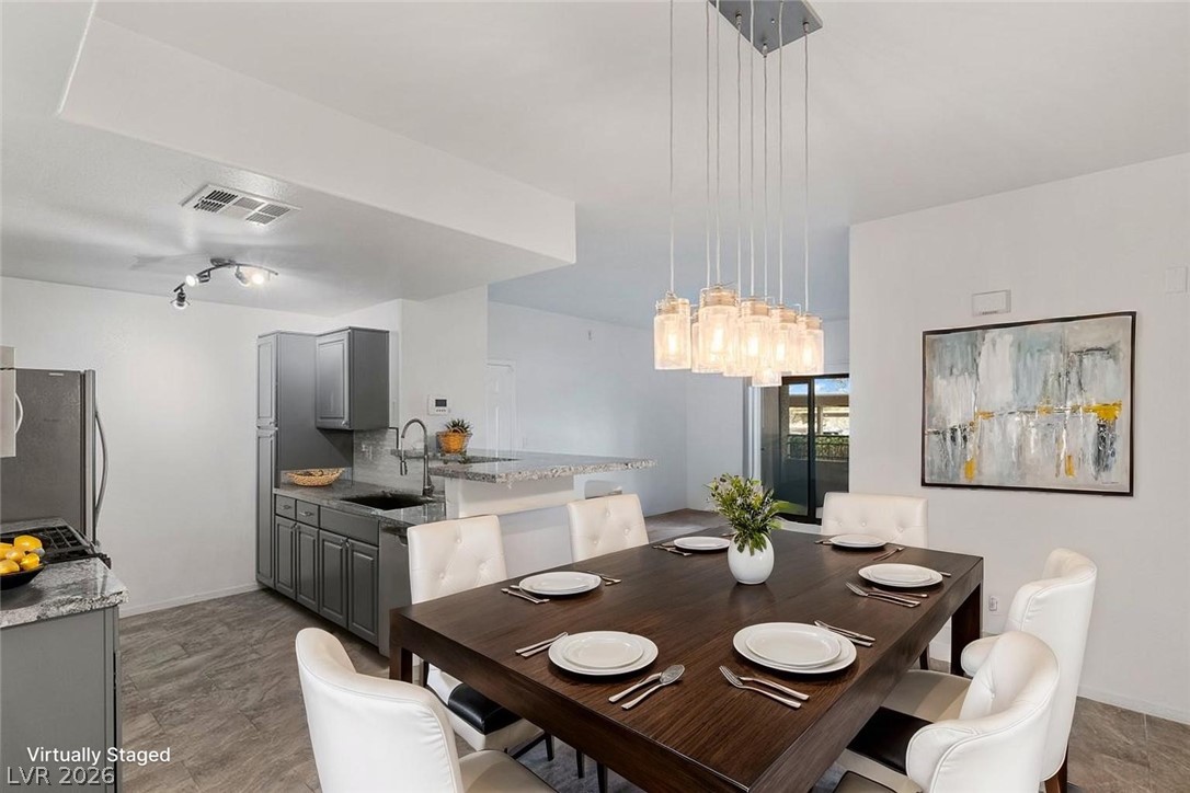 8250 N Grand Canyon Drive 1127