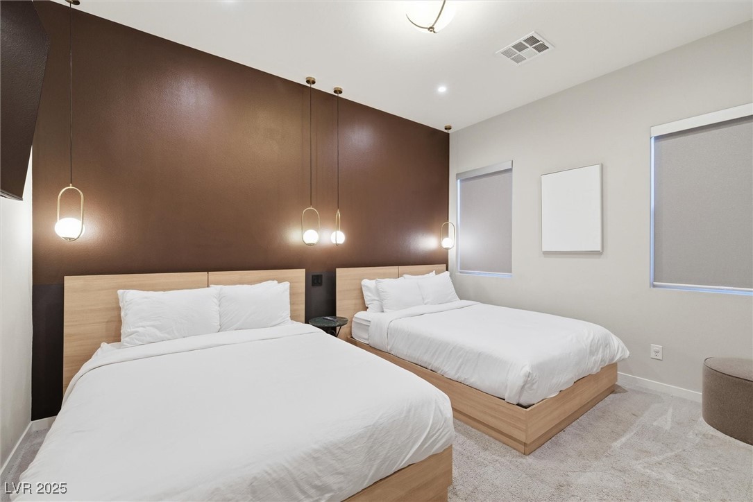 Las Vegas, Nevada 89113, United States, 5 Bedrooms Bedrooms, ,4 BathroomsBathrooms,Residential,Active,256635