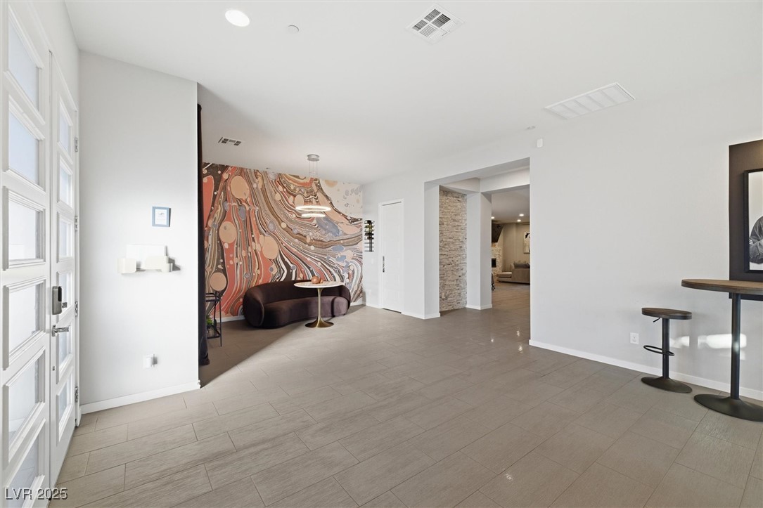 Las Vegas, Nevada 89113, United States, 5 Bedrooms Bedrooms, ,4 BathroomsBathrooms,Residential,Active,256635