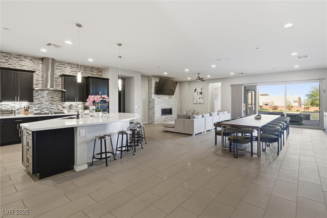 Las Vegas, Nevada 89113, United States, 5 Bedrooms Bedrooms, ,4 BathroomsBathrooms,Residential,Active,256635