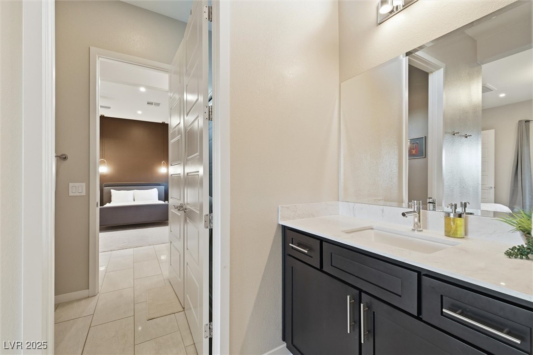 Las Vegas, Nevada 89113, United States, 5 Bedrooms Bedrooms, ,4 BathroomsBathrooms,Residential,Active,256635