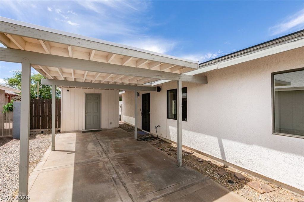 Photo of 1541 Chestnut Street, Henderson, NV 89011 (MLS # 2776229)