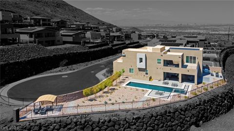 Photo of 318 Shaded Canyon Drive, Henderson, NV 89012 (MLS # 2757389)