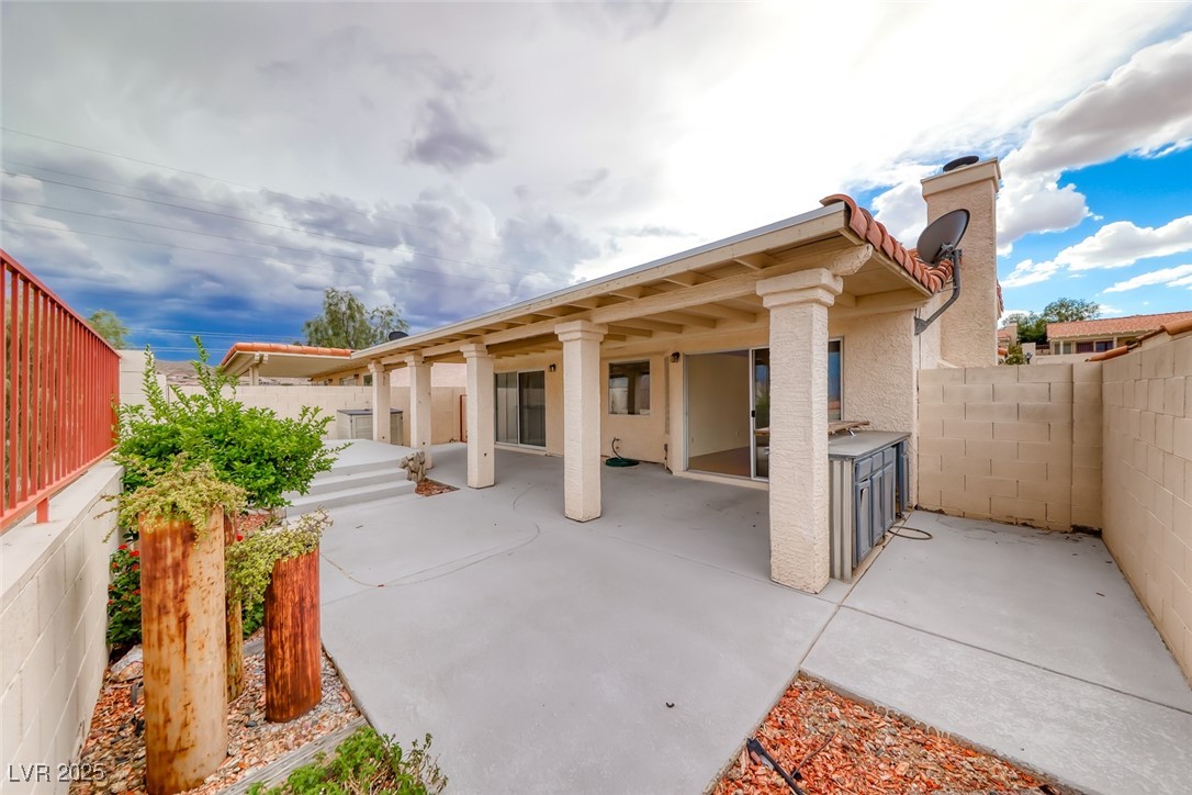 386 Nassau Way