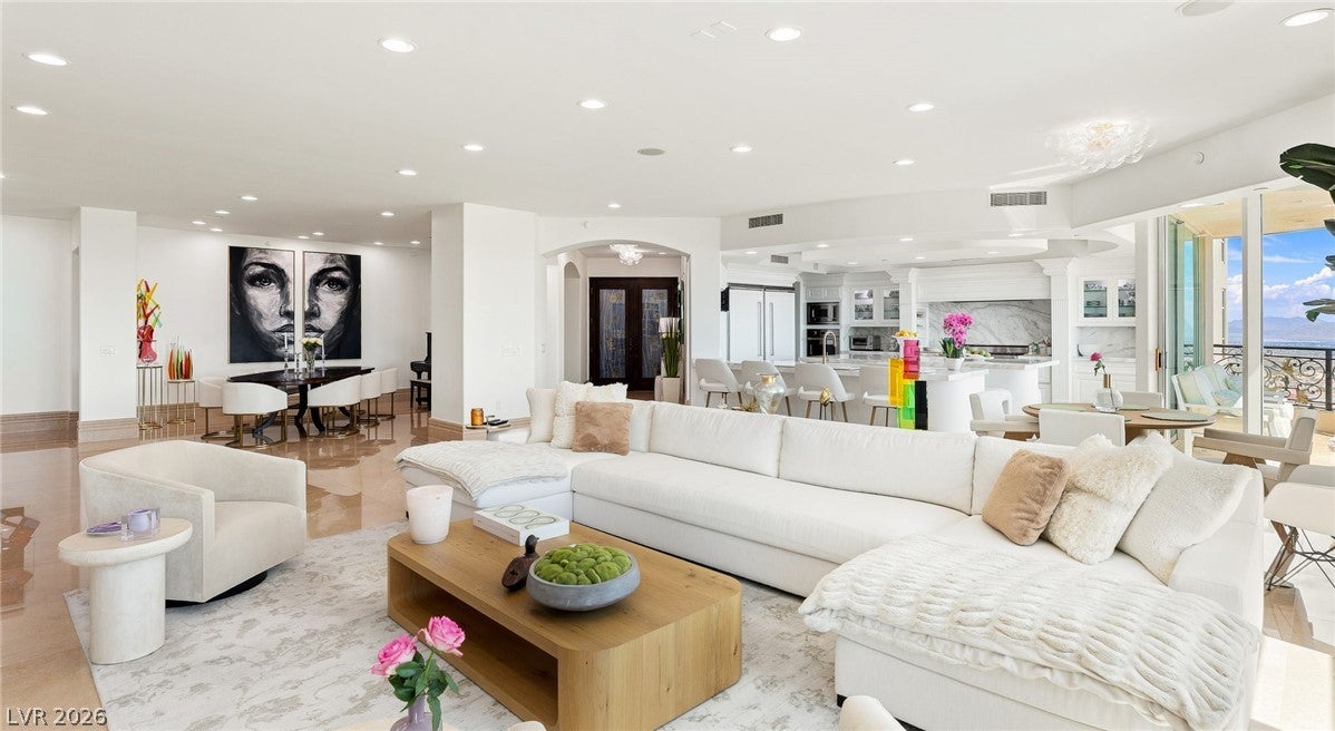 9103 Alta Drive 1503