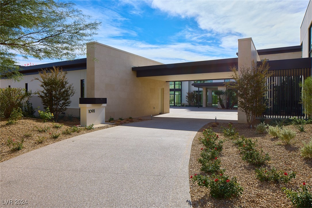 10911 Discovery Peak Court