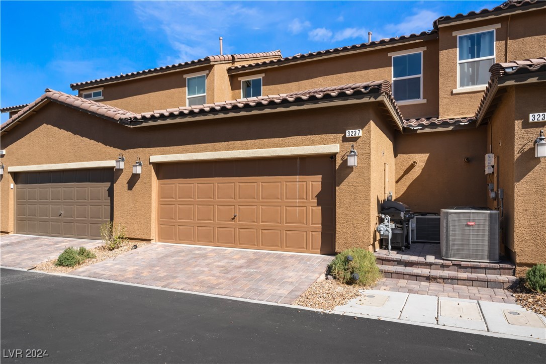 3237 Pergusa Drive, Henderson, Nevada image 33