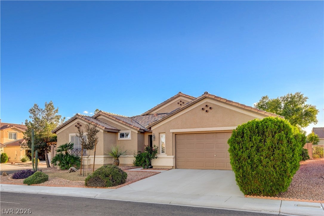 1715 Bluff Hollow Place