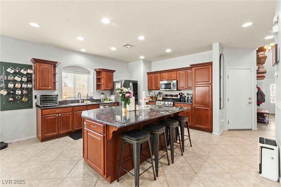 7641 Lani Dawn Street, Las Vegas, Nevada image 2