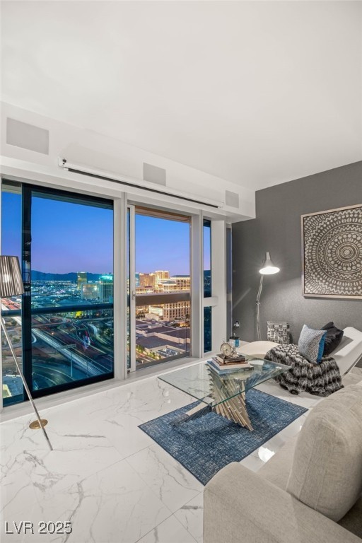 Las Vegas, Nevada 89103, United States, 2 Bedrooms Bedrooms, ,2 BathroomsBathrooms,Residential,Active,228524