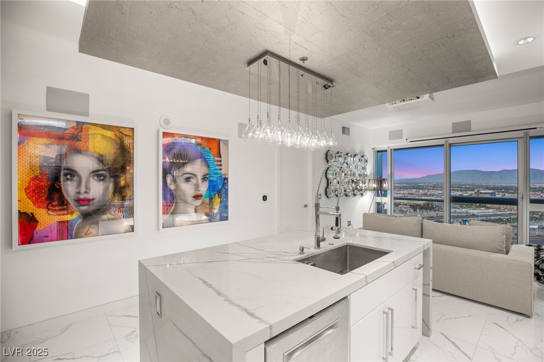 Las Vegas, Nevada 89103, United States, 2 Bedrooms Bedrooms, ,2 BathroomsBathrooms,Residential,Active,228524