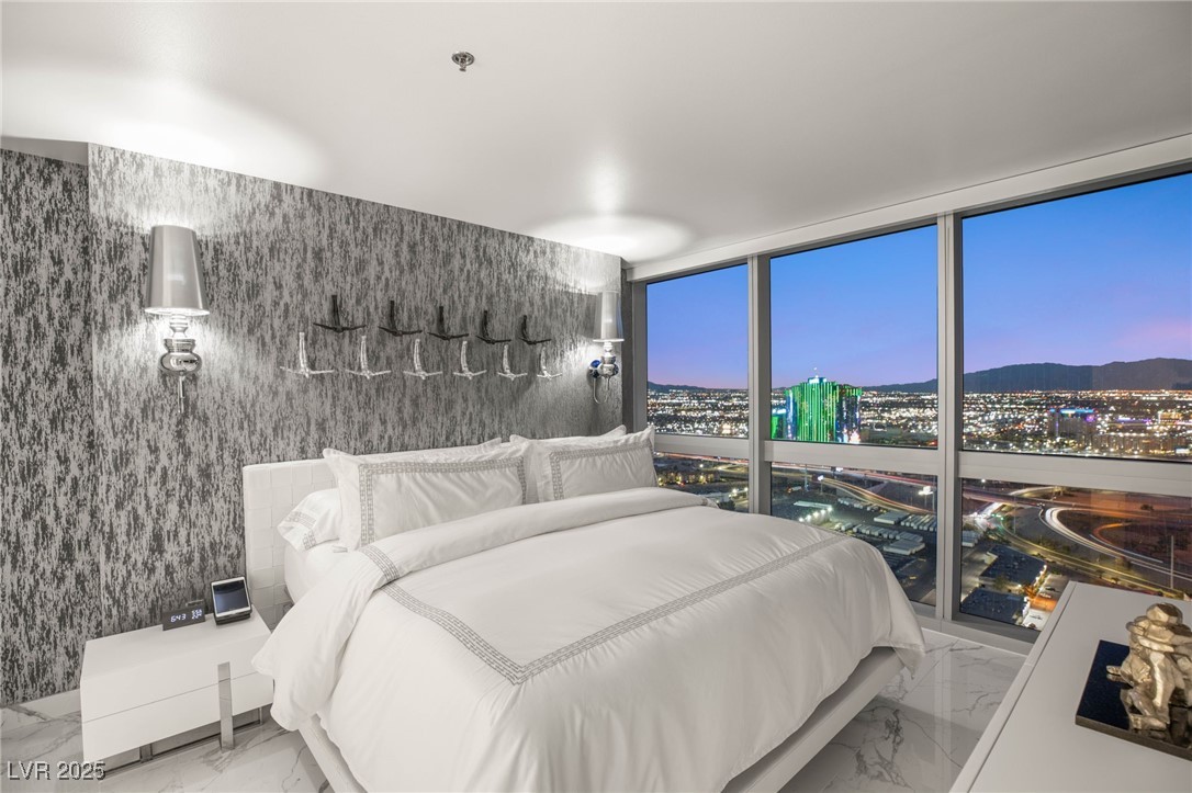 Las Vegas, Nevada 89103, United States, 2 Bedrooms Bedrooms, ,2 BathroomsBathrooms,Residential,Active,228524