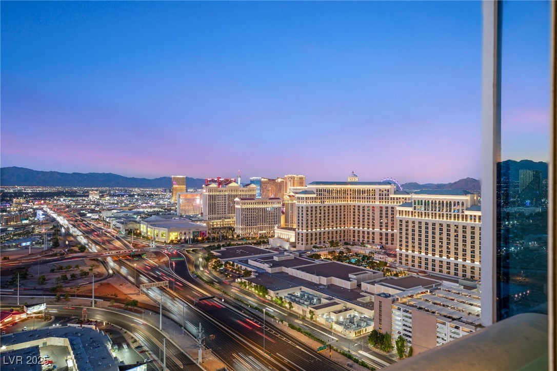 Las Vegas, Nevada 89103, United States, 2 Bedrooms Bedrooms, ,2 BathroomsBathrooms,Residential,Active,228524